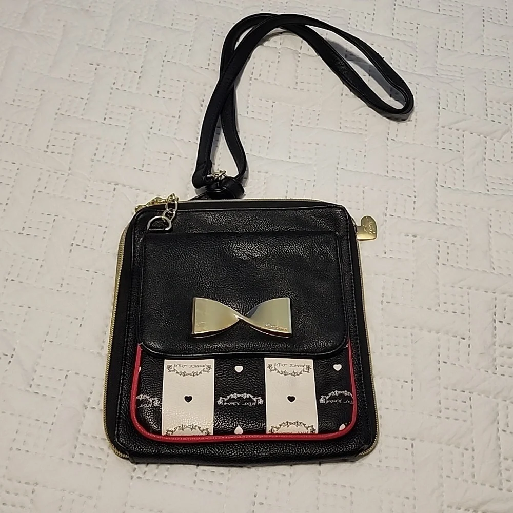 Crossbody - Picture 1 of 1